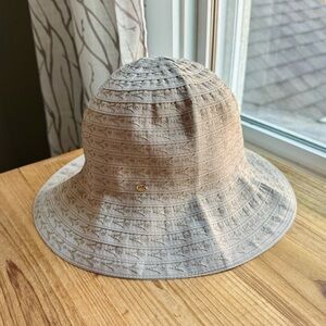 Betmar New York Beige Textured Cloche Bucket Hat | Lightweight Summer Sun Hat